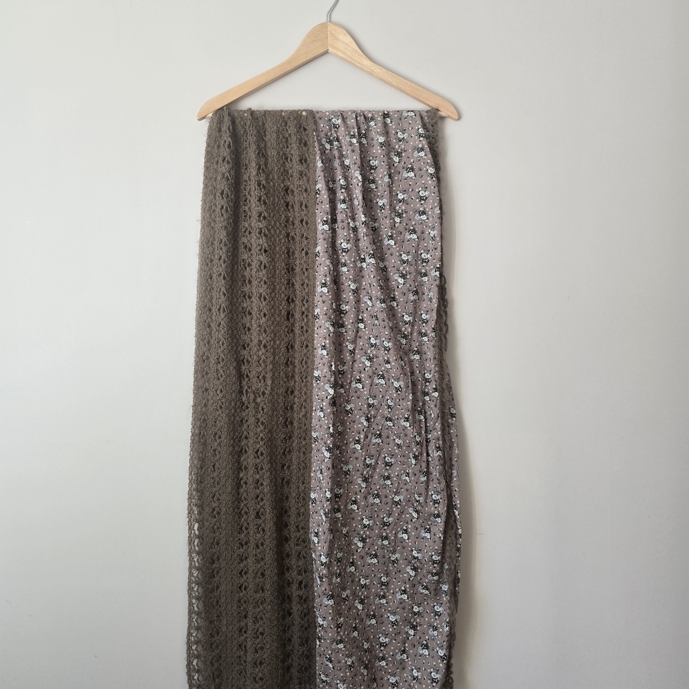Floral and Lace Women's Scarf
